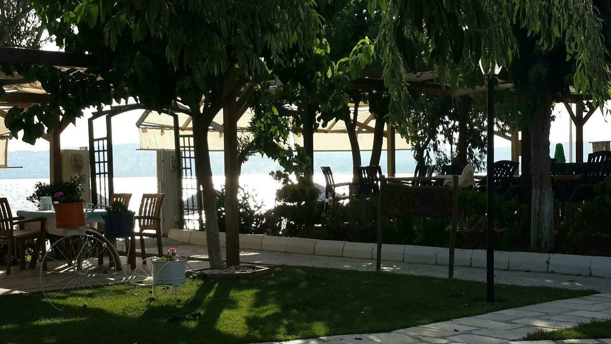 Teos Ormanci Tatil Koyu Hotell Seferihisar Eksteriør bilde